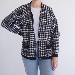 Vintage Tradition Sears Black White Knit Houndstooth Button Cardigan Sweater XL